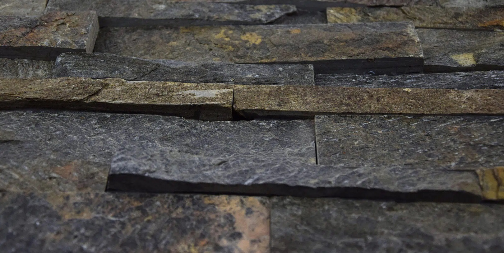 Kamień Elewacyjny Dekoracyjny Na Ścianę Łupek Kwarcytowy Dark Green 60x15x1,5cm Naturalny - obrazek 3