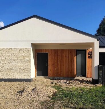 Kamień Elewacyjny Dekoracyjny Na Ścianę Marmur Sand Cream 20-40x10x2-3cm Naturalny