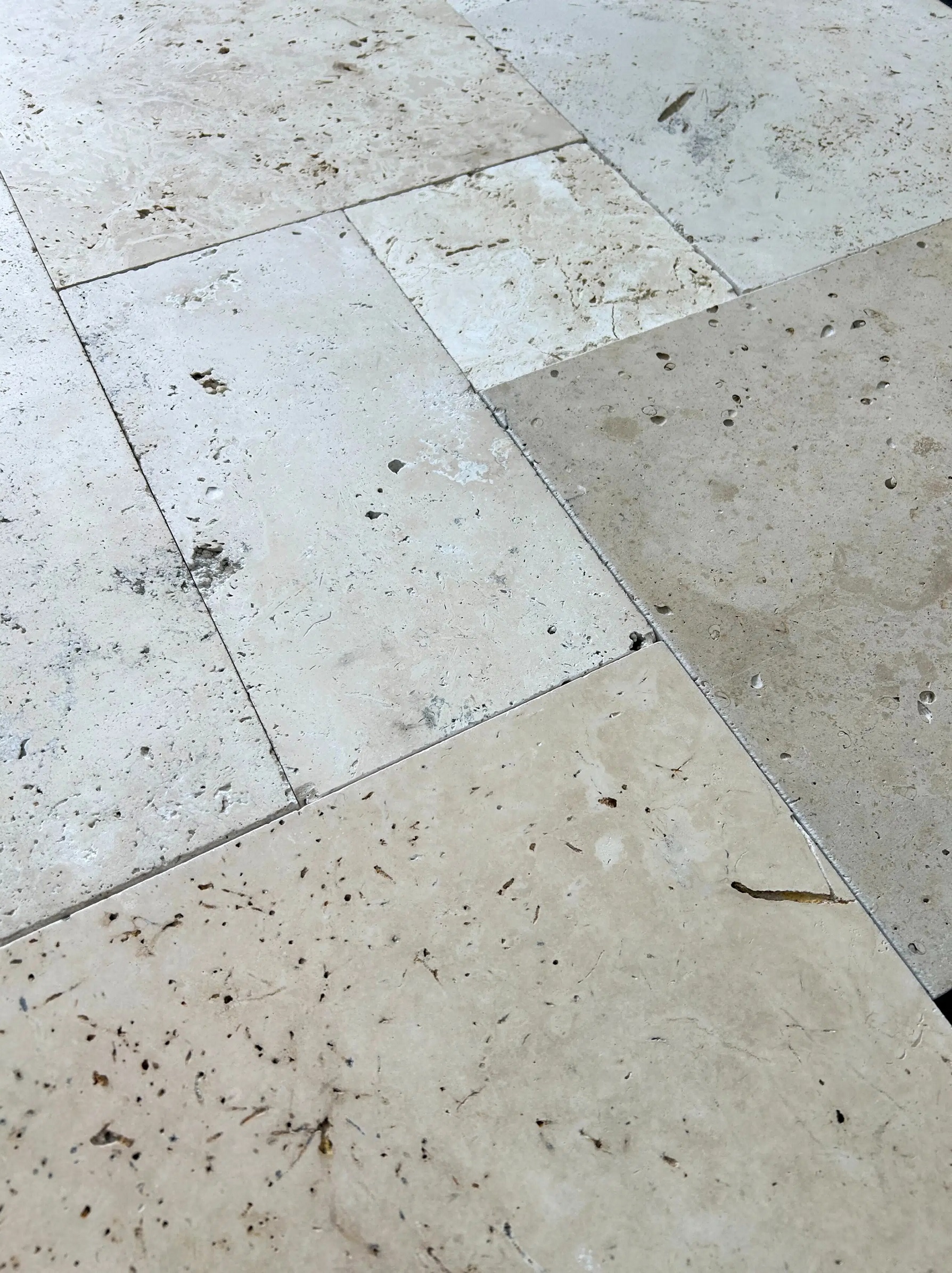 Komplet Kamienny Płytki Trawertyn BIANCHE 0,742m2, 3cm - obrazek 3