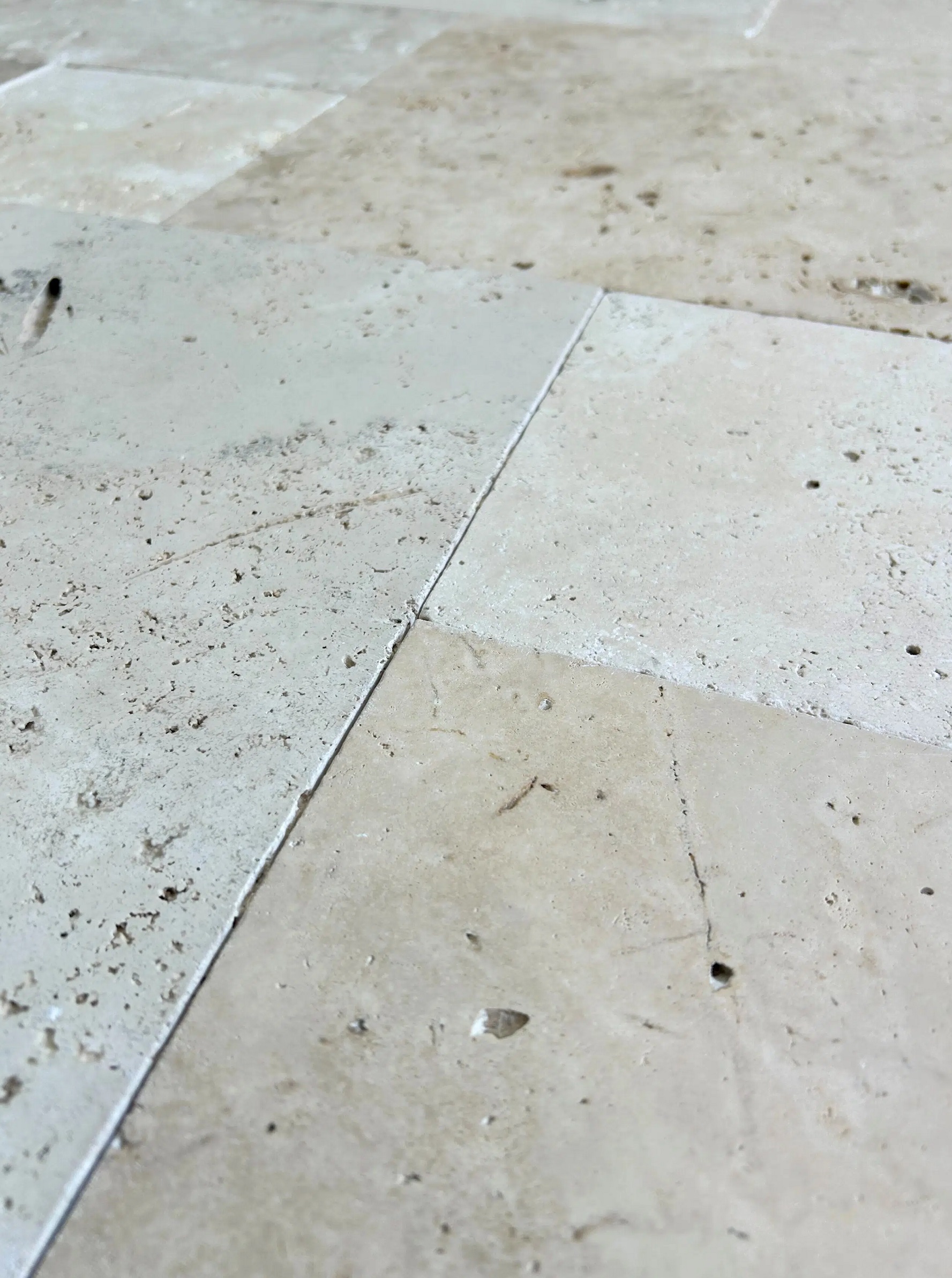 Komplet Kamienny Płytki Trawertyn BIANCHE 0,742m2, 3cm