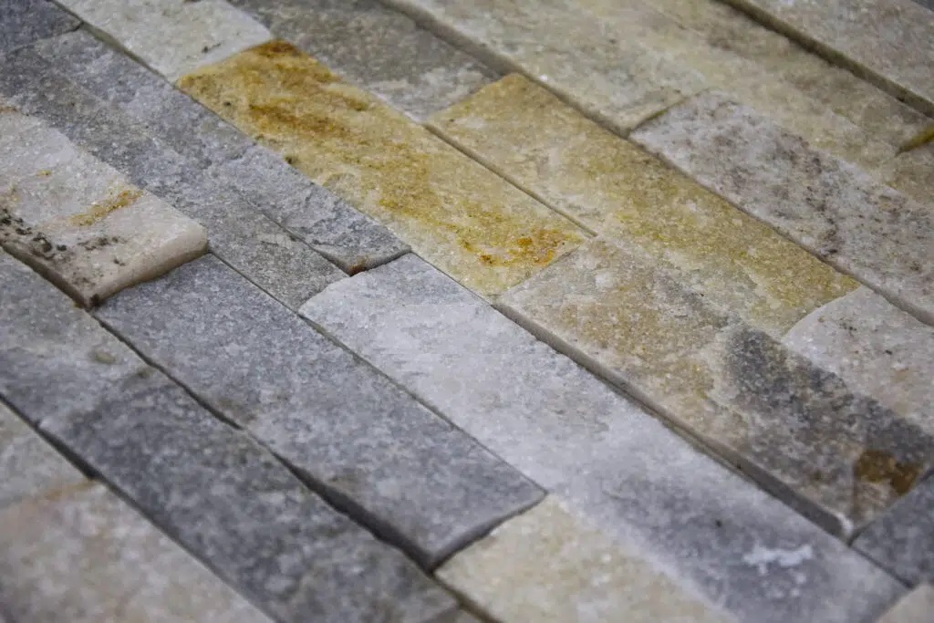 Kamień Elewacyjny Dekoracyjny Na Ścianę Łupek Kwarcytowy Parma 60x15x1,5cm Naturalny - obrazek 2