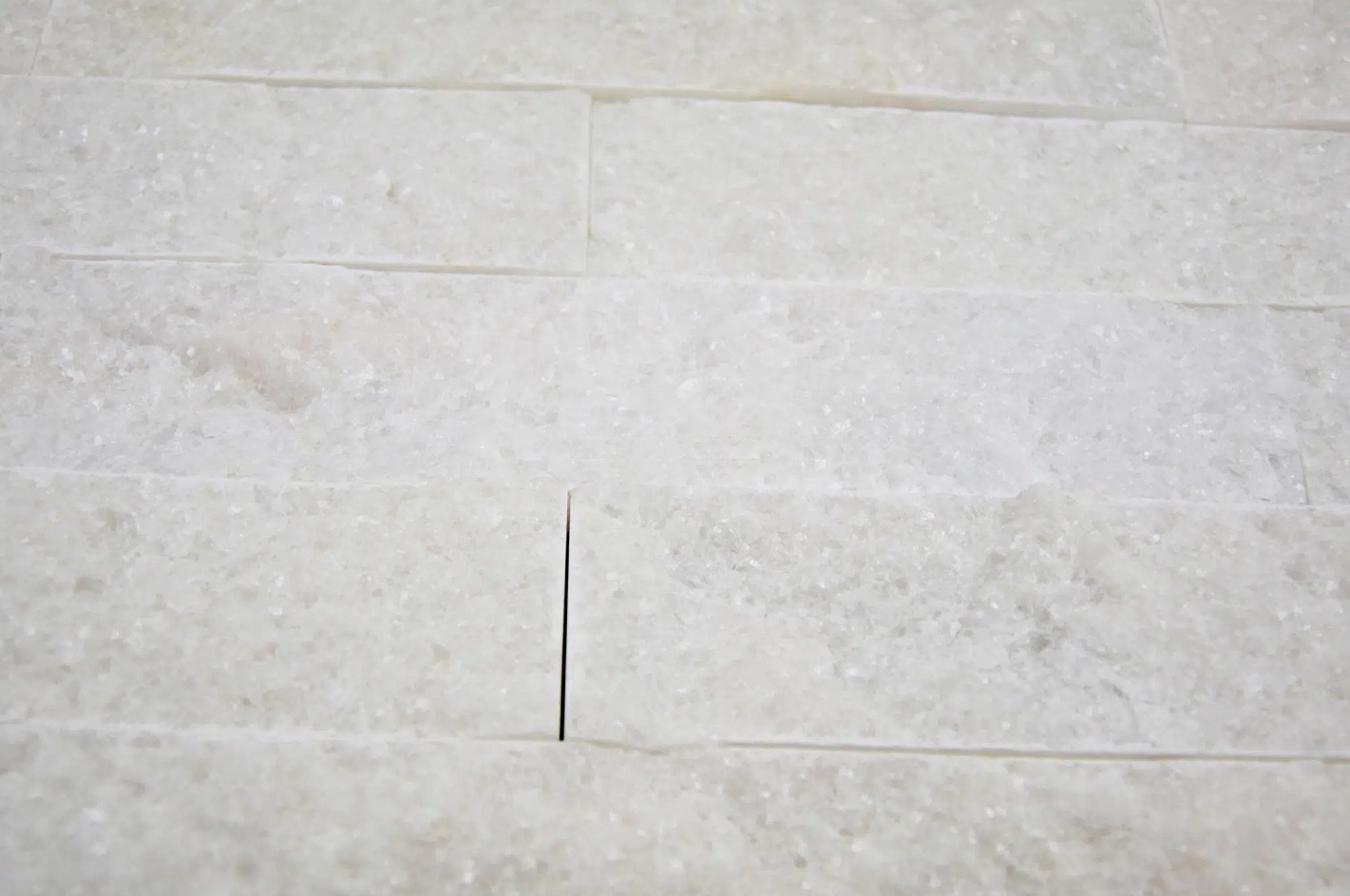 Kamień Elewacyjny Dekoracyjny Na Ścianę Marmur Total White 40x10cm Naturalny - obrazek 3