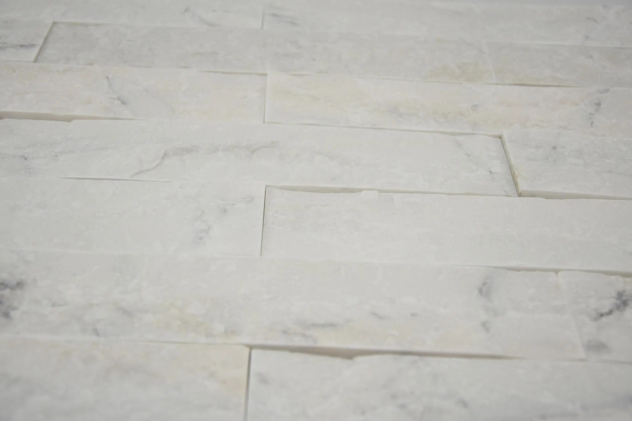 Kamień Elewacyjny Dekoracyjny Na Ścianę Marmur Total White Mat 30×7,5×1,5cm Naturalny - obrazek 2